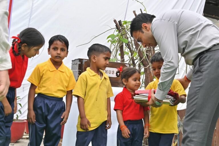 WhatsApp Image 2025-10-29 at 14.17.57_72009637